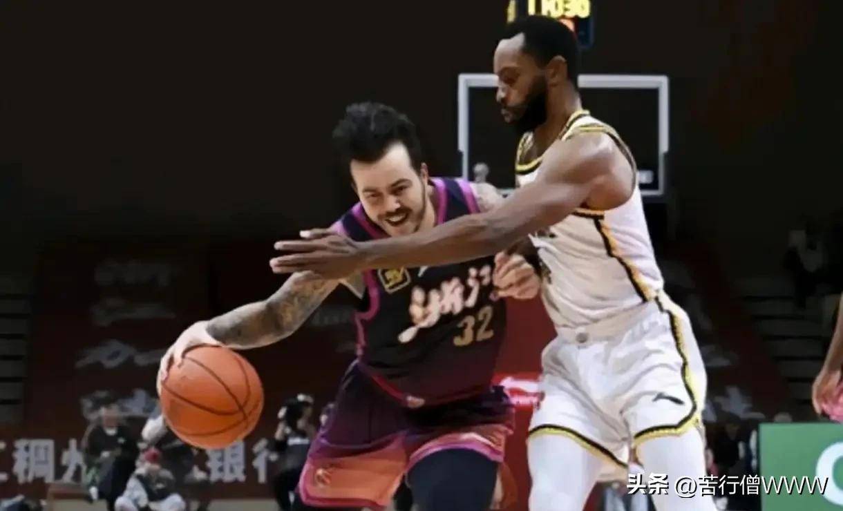 电子游戏官网_包含辽宁男篮CBA击败浙江广厦赵继伟三分得手的词条